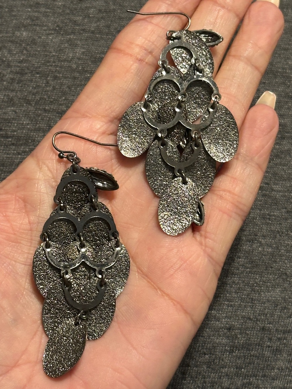Sparkling Beautiful Silver Crystal Accent Cascading Disc Drop Earrings - Picture 4 of 7